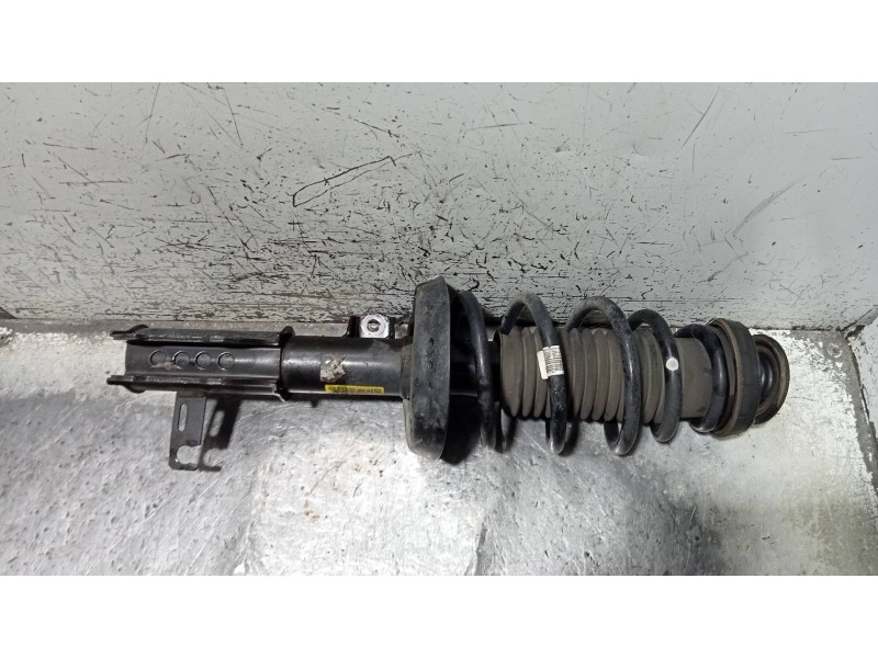 Recambio de amortiguador delantero derecho para opel zafira tourer selective referencia OEM IAM 13473994 522953660 