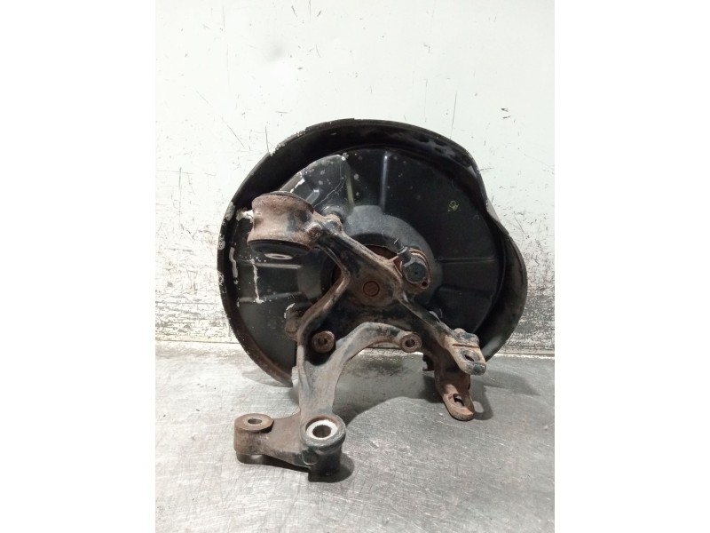 Recambio de mangueta trasera derecha para audi a4 b6 avant (8e5) 2.0 referencia OEM IAM 8E0615612J  