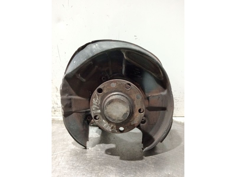 Recambio de mangueta trasera izquierda para audi a4 b6 avant (8e5) 2.0 referencia OEM IAM 8E0615611J  