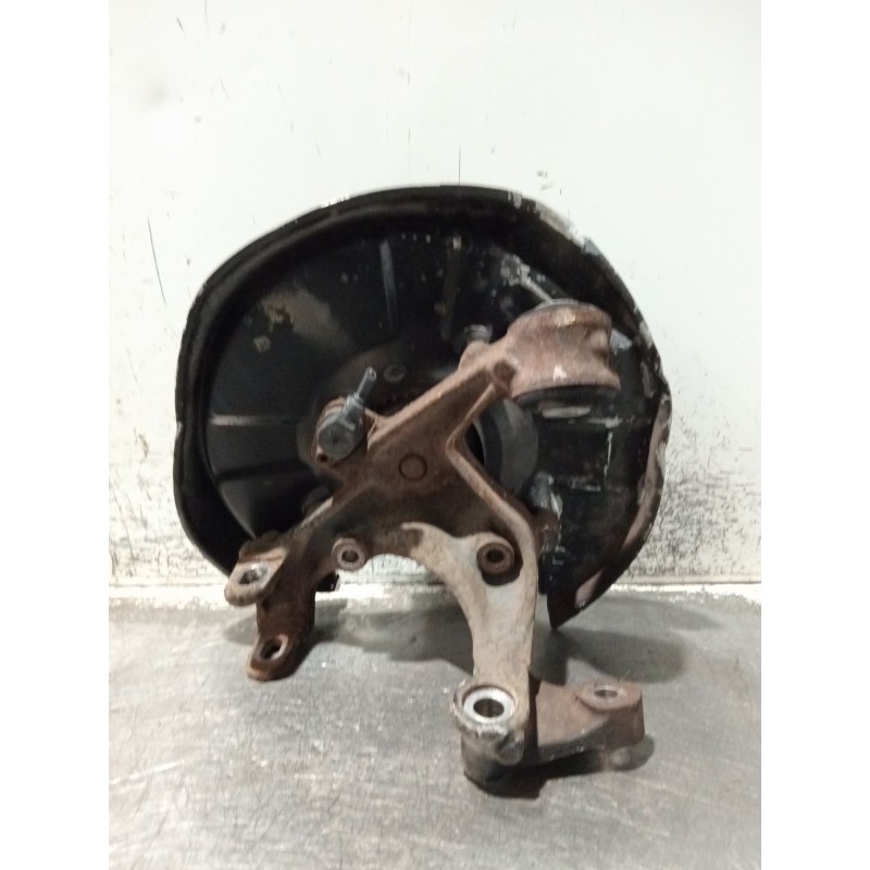 Recambio de mangueta trasera izquierda para audi a4 b6 avant (8e5) 2.0 referencia OEM IAM 8E0615611J  