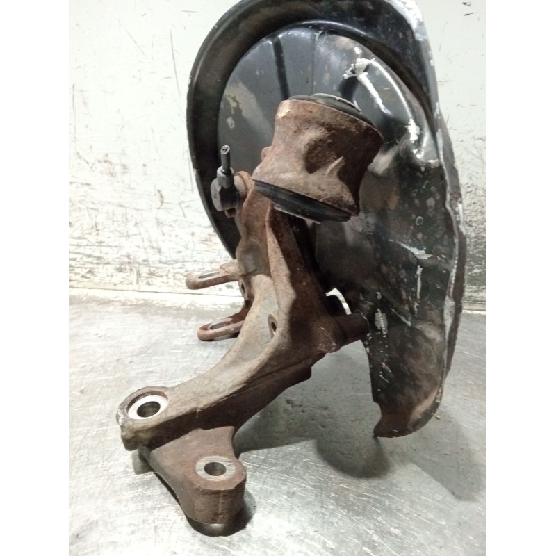 Recambio de mangueta trasera izquierda para audi a4 b6 avant (8e5) 2.0 referencia OEM IAM 8E0615611J  
