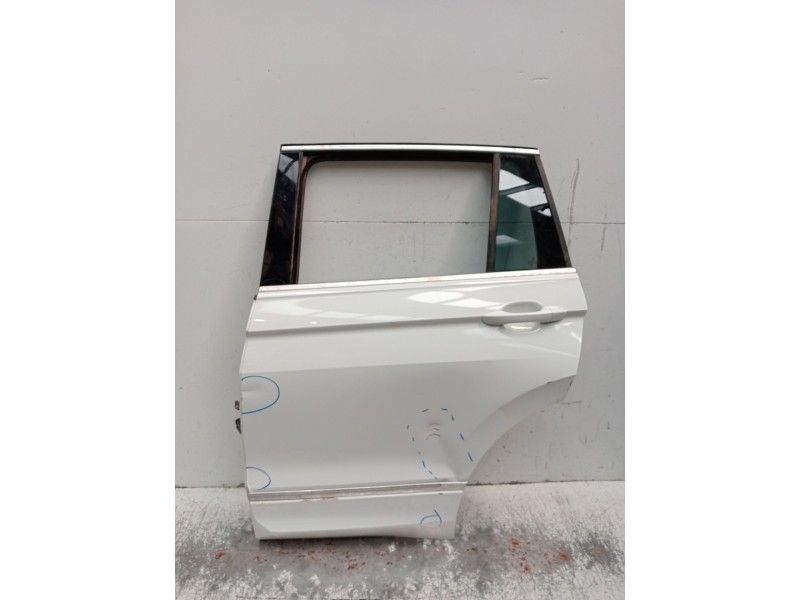 Recambio de puerta trasera izquierda para volkswagen tiguan (ad1, ax1) 2.0 tdi referencia OEM IAM  5P 