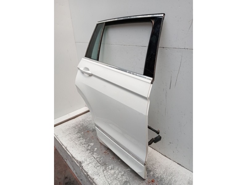 Recambio de puerta trasera derecha para volkswagen tiguan (ad1, ax1) 2.0 tdi referencia OEM IAM  5P 