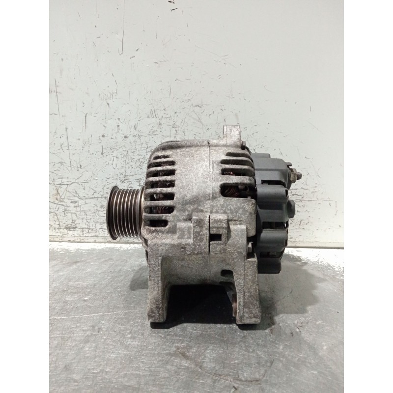 Recambio de alternador para renault megane ii (bm0/1_, cm0/1_) 1.9 dci (bm0g, cm0g) referencia OEM IAM 8200290215 2542818D 