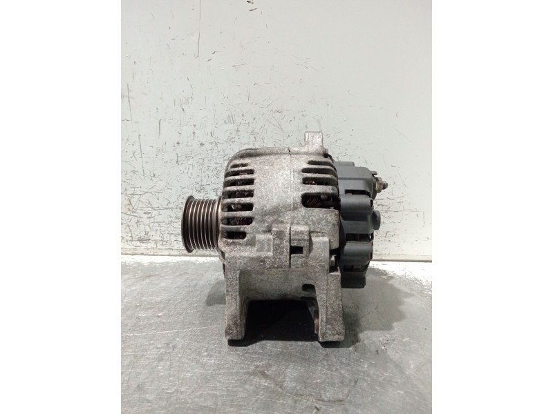 Recambio de alternador para renault megane ii (bm0/1_, cm0/1_) 1.9 dci (bm0g, cm0g) referencia OEM IAM 8200290215 2542818D 