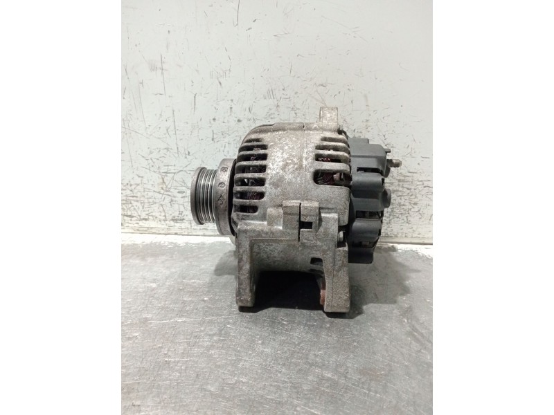 Recambio de alternador para renault megane ii station wagon (km0/1_) 1.6 referencia OEM IAM 8200100907 2542664D 