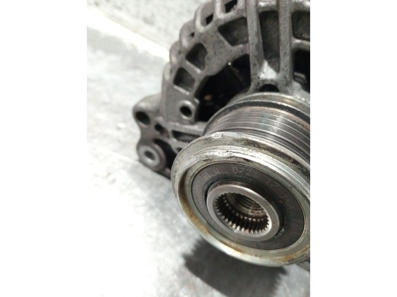 Recambio de alternador para seat leon (1p1) 2.0 tdi 16v referencia OEM IAM 06F903023F 0124525091 
