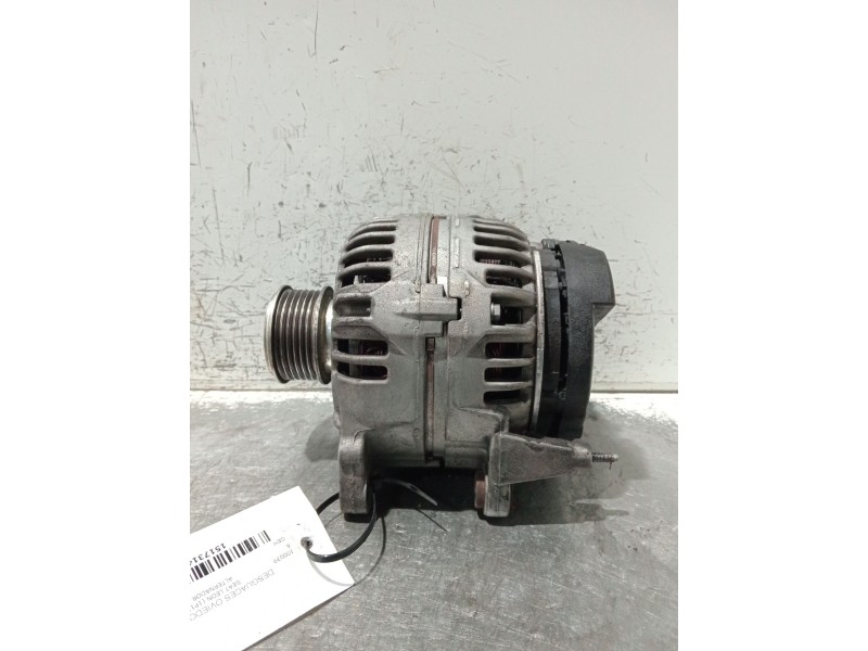 Recambio de alternador para seat leon (1p1) 2.0 tdi 16v referencia OEM IAM 06F903023F 0124525091 
