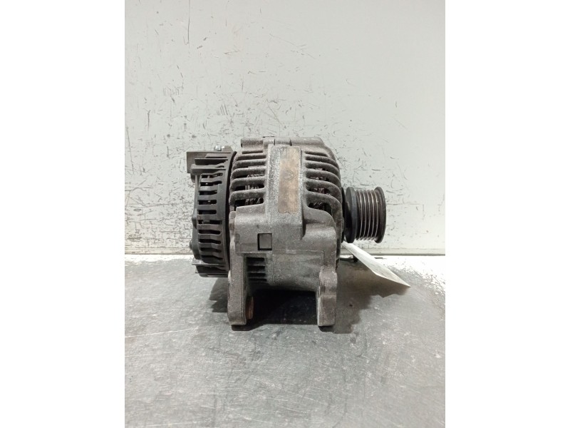 Recambio de alternador para volkswagen passat b3/b4 (3a2, 35i) 2.0 referencia OEM IAM 037903023G 2541815A 