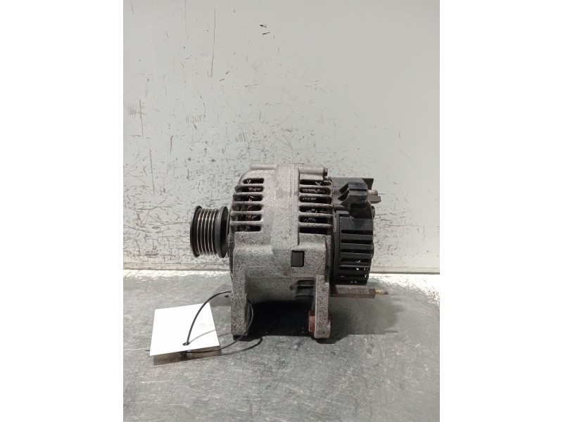 Recambio de alternador para volkswagen passat b3/b4 (3a2, 35i) 2.0 referencia OEM IAM 037903023G 2541815A 