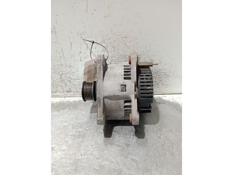 Recambio de alternador para volkswagen passat b3/b4 (3a2, 35i) 2.0 referencia OEM IAM 037903023G 2541815A 