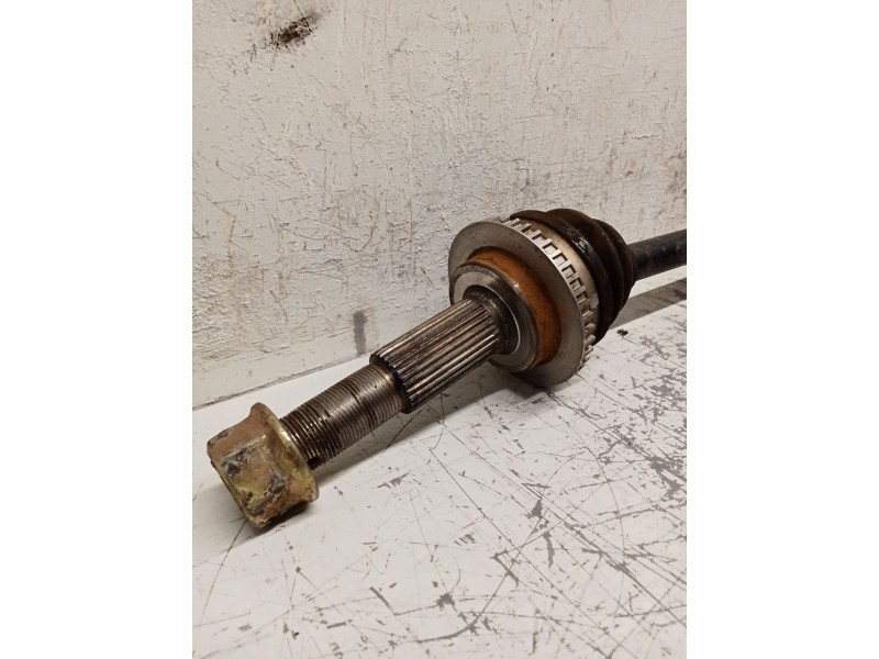 Recambio de transmision trasera izquierda para nissan x-trail i (t30) 2.5 4x4 referencia OEM IAM   