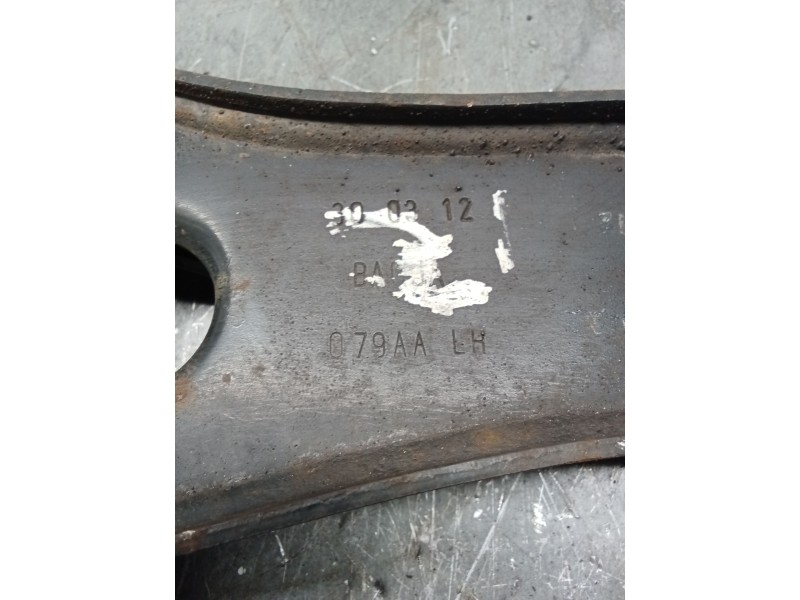 Recambio de brazo suspension inferior delantero izquierdo para ford tourneo connect 1.8 tdci referencia OEM IAM 079AALH 300312 