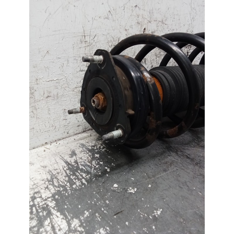 Recambio de amortiguador delantero izquierdo para ford tourneo connect 1.8 tdci referencia OEM IAM 2T1418058BR  