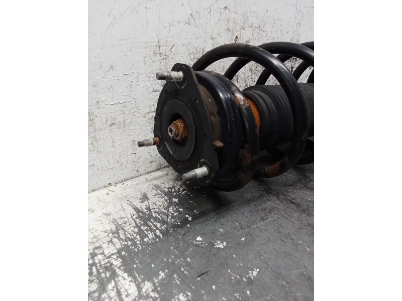 Recambio de amortiguador delantero izquierdo para ford tourneo connect 1.8 tdci referencia OEM IAM 2T1418058BR  