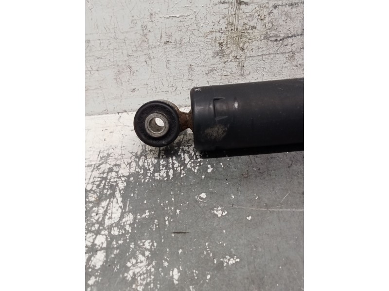 Recambio de amortiguador trasero derecho para ford tourneo connect 1.8 tdci referencia OEM IAM 009169  