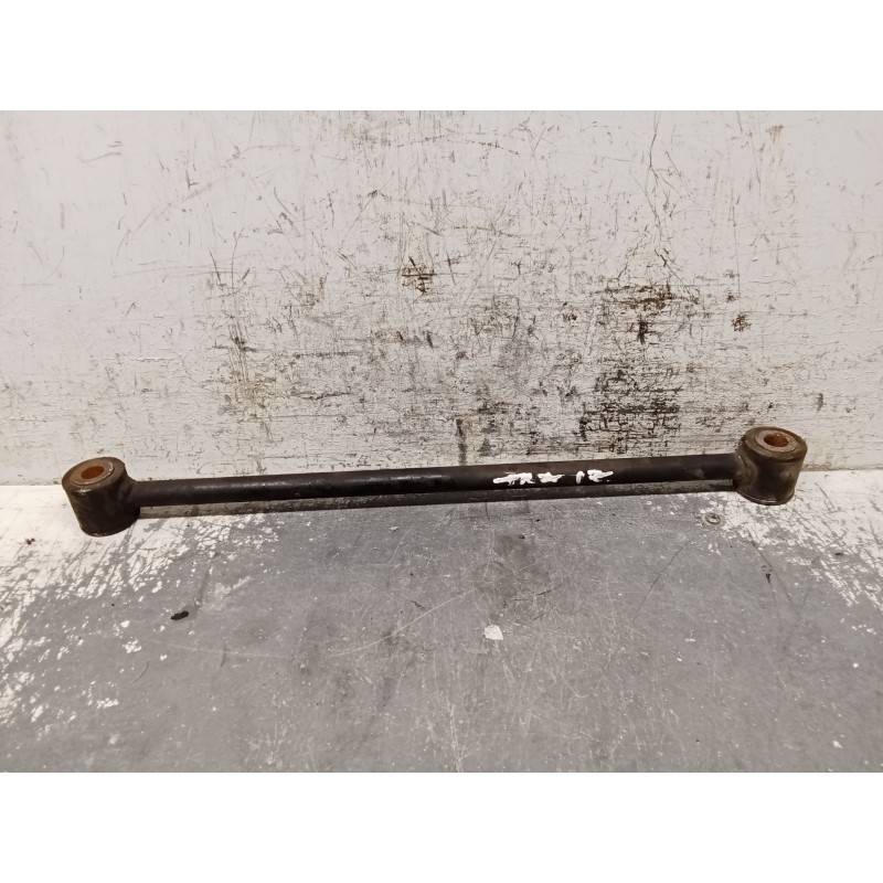 Recambio de brazo suspension superior trasero izquierdo para nissan x-trail i (t30) 2.5 4x4 referencia OEM IAM   