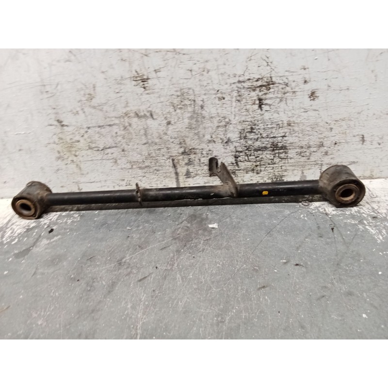 Recambio de brazo suspension superior trasero derecho para nissan x-trail i (t30) 2.5 4x4 referencia OEM IAM   