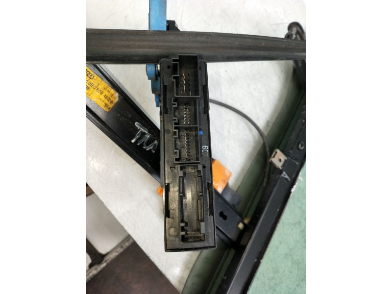 Recambio de elevalunas trasero derecho para audi a4 b6 avant (8e5) 2.0 referencia OEM IAM 8E0839462A 5P 