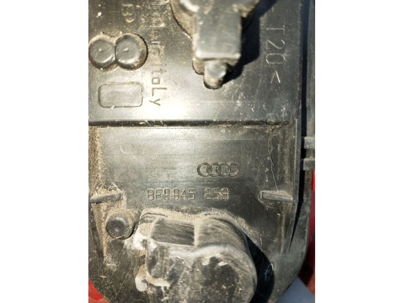 Recambio de piloto trasero derecho para audi a4 b6 avant (8e5) 2.0 referencia OEM IAM 8E9945258  