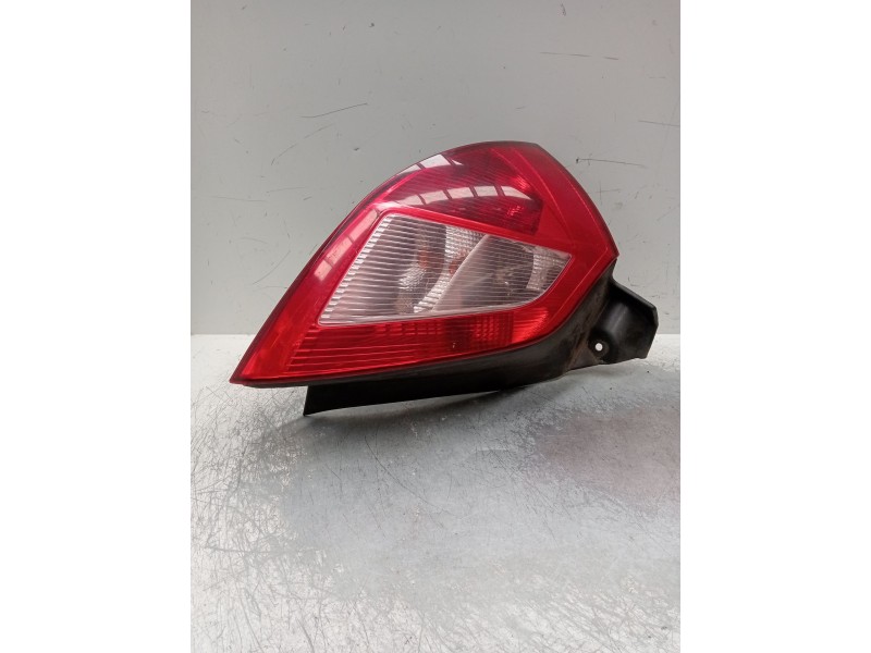 Recambio de piloto trasero izquierdo para renault megane ii (bm0/1_, cm0/1_) 1.9 dci (bm0g, cm0g) referencia OEM IAM 82000773236