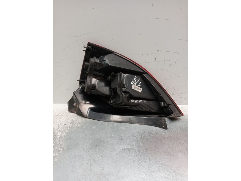 Recambio de piloto trasero izquierdo para renault megane ii (bm0/1_, cm0/1_) 1.9 dci (bm0g, cm0g) referencia OEM IAM 82000773236
