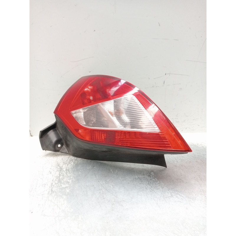 Recambio de piloto trasero derecho para renault megane ii (bm0/1_, cm0/1_) 1.9 dci (bm0g, cm0g) referencia OEM IAM 8200073237  