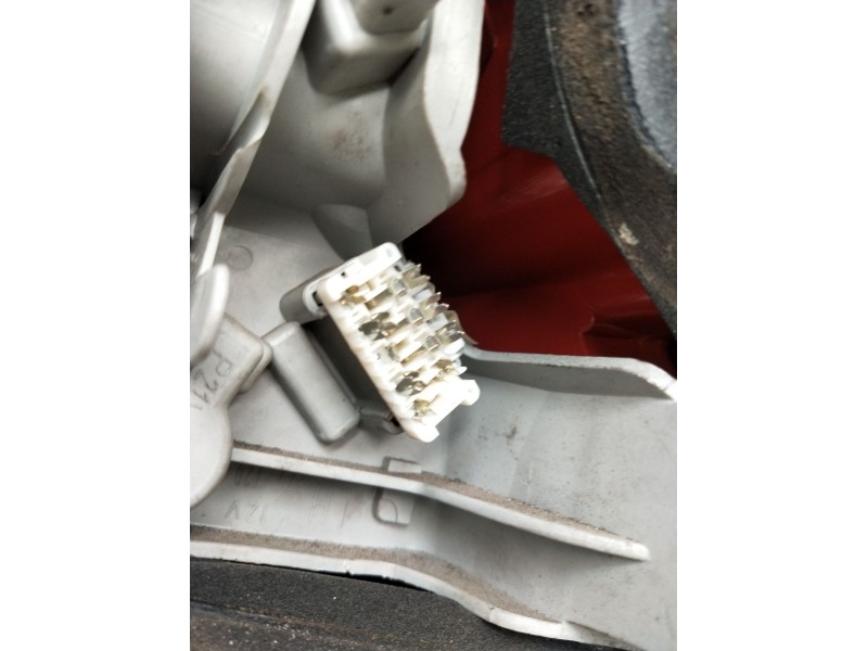 Recambio de piloto trasero izquierdo para toyota auris (_e15_) 1.4 d-4d (nde150_) referencia OEM IAM   