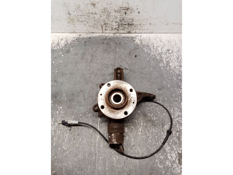 Recambio de mangueta delantera izquierda para citroën c4 grand picasso i (ua_) 1.6 hdi referencia OEM IAM   