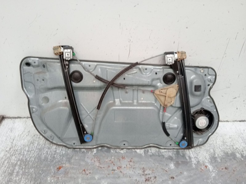 Recambio de elevalunas delantero derecho para volkswagen polo iv (9n_, 9a_) 1.4 tdi referencia OEM IAM q3837402aa 3p 