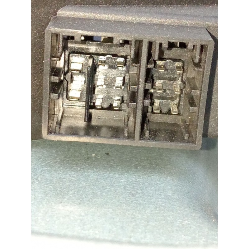 Recambio de elevalunas delantero derecho para volkswagen polo iv (9n_, 9a_) 1.4 tdi referencia OEM IAM q3837402aa 3p 