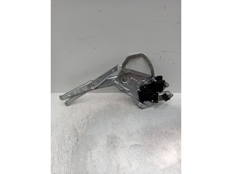 Recambio de elevalunas delantero derecho para opel omega b (v94) 2.5 td (f69, m69, p69) referencia OEM IAM 90520246  