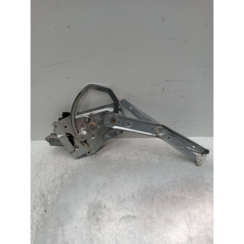 Recambio de elevalunas delantero derecho para opel omega b (v94) 2.5 td (f69, m69, p69) referencia OEM IAM 90520246  