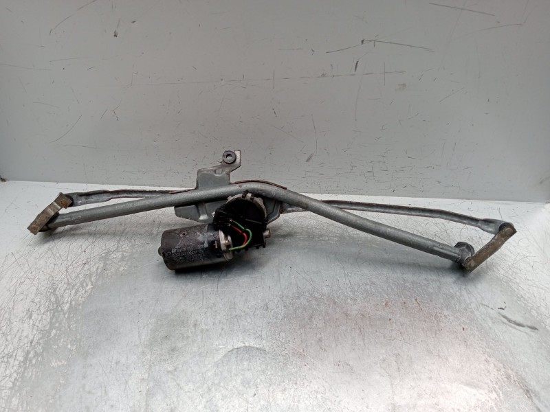 Recambio de motor limpia delantero para volkswagen passat b3/b4 (3a2, 35i) 2.0 referencia OEM IAM 0390241108 357955113c 35795532