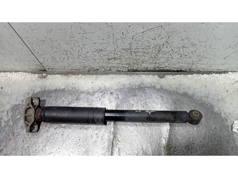 Recambio de amortiguador trasero izquierdo para opel zafira tourer selective referencia OEM IAM 13419902 522953660 