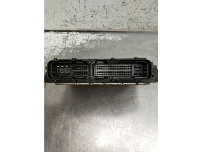 Recambio de centralita motor uce para toyota auris (_e15_) 1.4 d-4d (nde150_) referencia OEM IAM 0281013413 8966102E10 