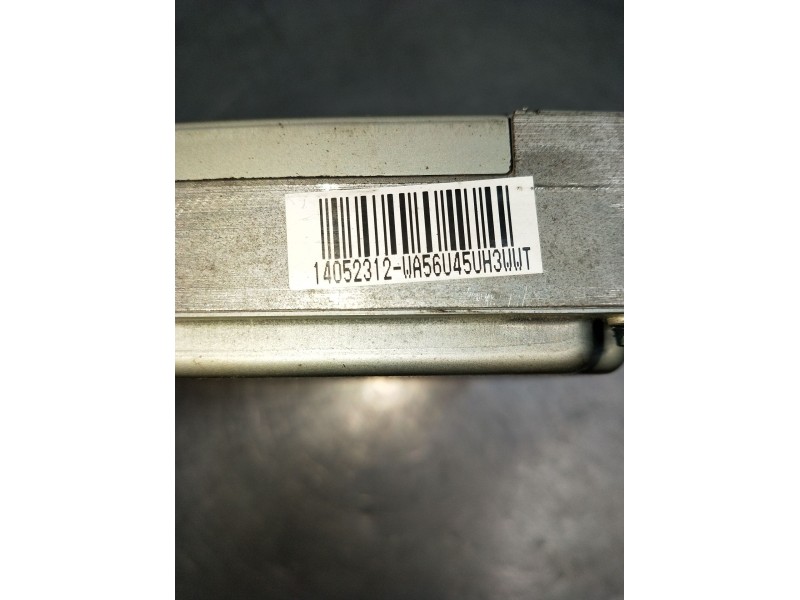 Recambio de centralita motor uce para nissan x-trail i (t30) 2.5 4x4 referencia OEM IAM 14052312 A56U45UH30 