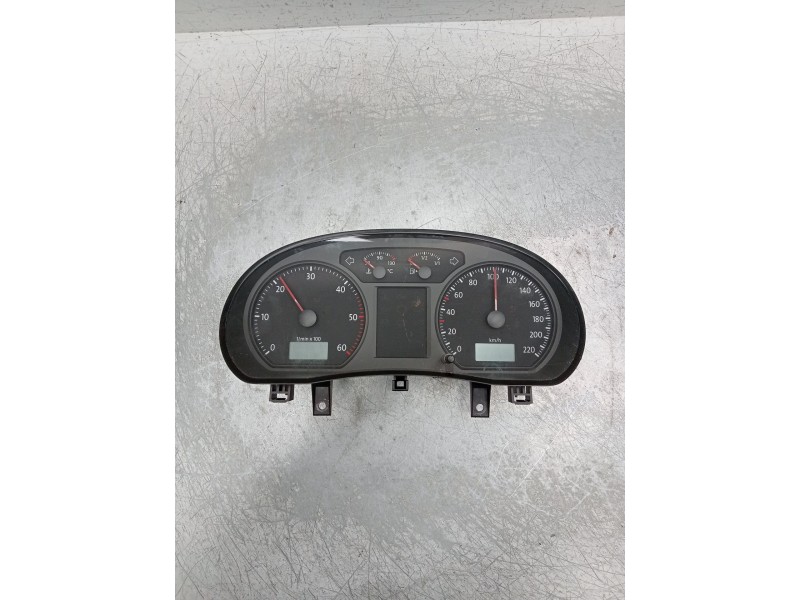 Recambio de cuadro instrumentos para volkswagen polo iv (9n_, 9a_) 1.4 tdi referencia OEM IAM 6q0920804J 503001591201 