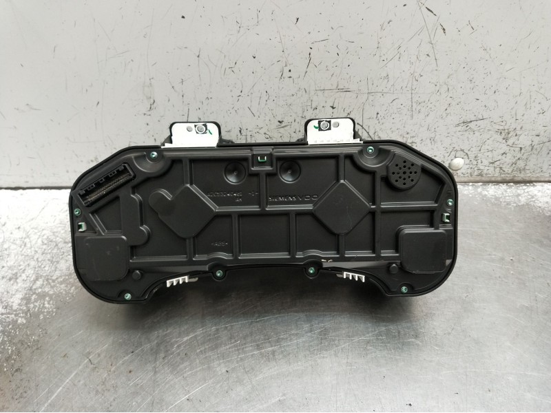 Recambio de cuadro instrumentos para toyota auris (_e15_) 1.4 d-4d (nde150_) referencia OEM IAM 8380002M12 A2C53245521 A2C532449
