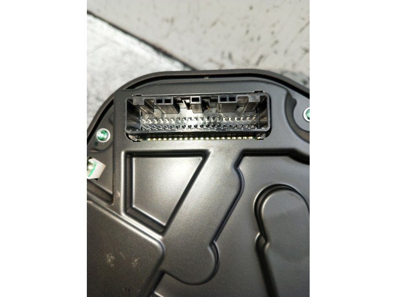 Recambio de cuadro instrumentos para toyota auris (_e15_) 1.4 d-4d (nde150_) referencia OEM IAM 8380002M12 A2C53245521 A2C532449