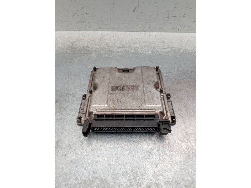 Recambio de centralita motor uce para fiat scudo furgoneta (220_) 2.0 jtd referencia OEM IAM 0281010359 9640324880 