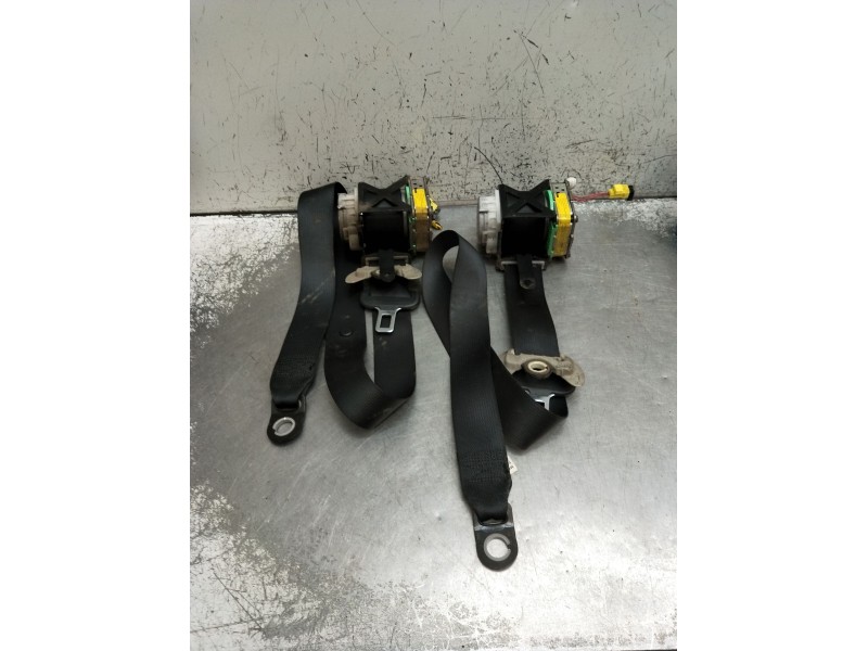 Recambio de kit airbag para toyota auris (_e15_) 1.4 d-4d (nde150_) referencia OEM IAM 8917002560 215537106 ver fotos