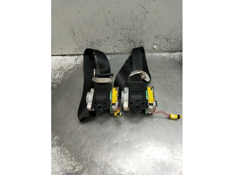 Recambio de kit airbag para toyota auris (_e15_) 1.4 d-4d (nde150_) referencia OEM IAM 8917002560 215537106 ver fotos