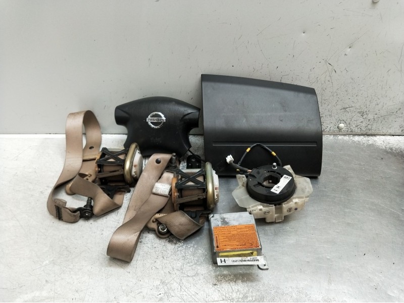 Recambio de kit airbag para nissan x-trail i (t30) 2.5 4x4 referencia OEM IAM 988209H605  