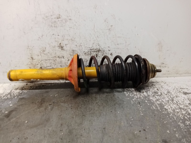 Recambio de amortiguador delantero derecho para ford fiesta iii (gfj) 1.8 d referencia OEM IAM   