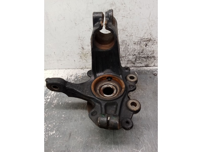 Recambio de mangueta delantera izquierda para ford c-max ii (dxa/cb7, dxa/ceu) 1.6 tdci referencia OEM IAM AV613K171  