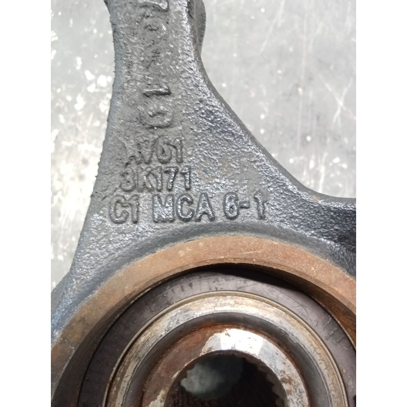 Recambio de mangueta delantera izquierda para ford c-max ii (dxa/cb7, dxa/ceu) 1.6 tdci referencia OEM IAM AV613K171  