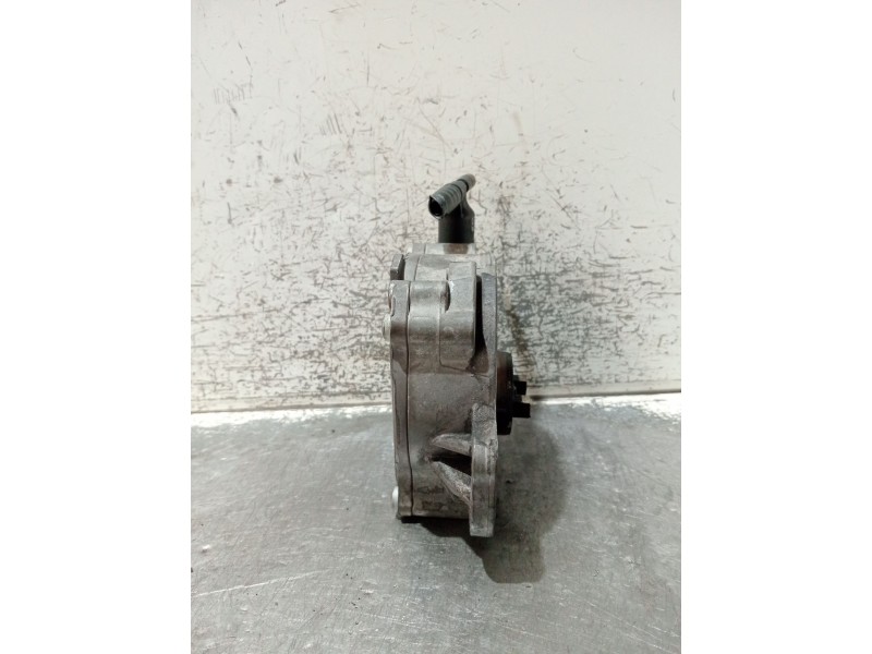 Recambio de depresor freno / bomba vacio para volkswagen passat b6 (3c2) 2.0 tdi 16v referencia OEM IAM 03L145100  