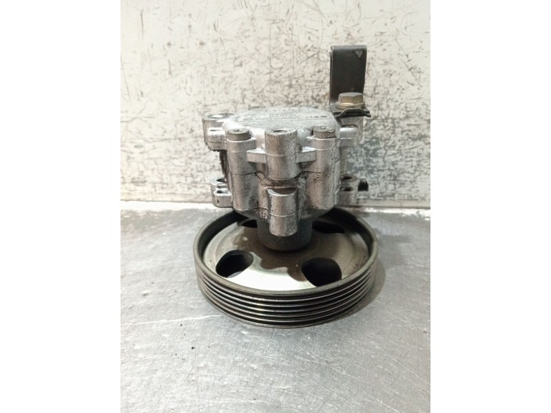 Recambio de bomba direccion para citroën c5 i (dc_) 2.0 hdi (dcrhzb, dcrhze) referencia OEM IAM 9636086680 7617955502 