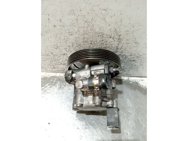 Recambio de bomba direccion para citroën c5 i (dc_) 2.0 hdi (dcrhzb, dcrhze) referencia OEM IAM 9636086680 7617955502 